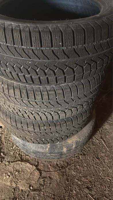 Шины 215/55/17R от камри 55
