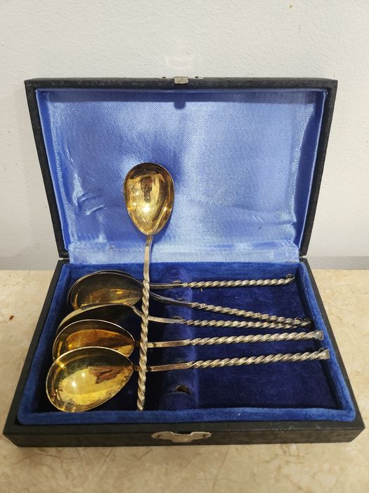 АНТИКВАРНА чанта, Антикварни лъжици за кафе чай