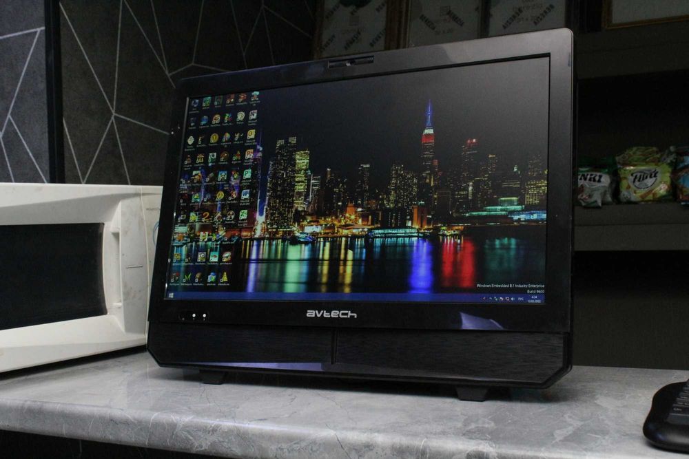 Моноблок: AVtech22 H61 : \ DDR-3\ i3 2120\ Azu-2GB\ HD-250GB\ Эк-22