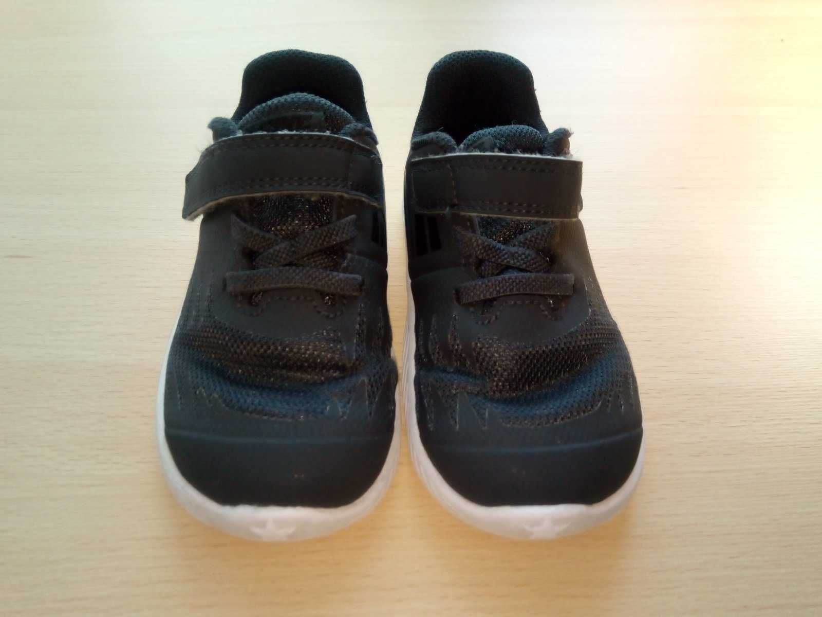 Детски спортни обувки Nike Star Runner