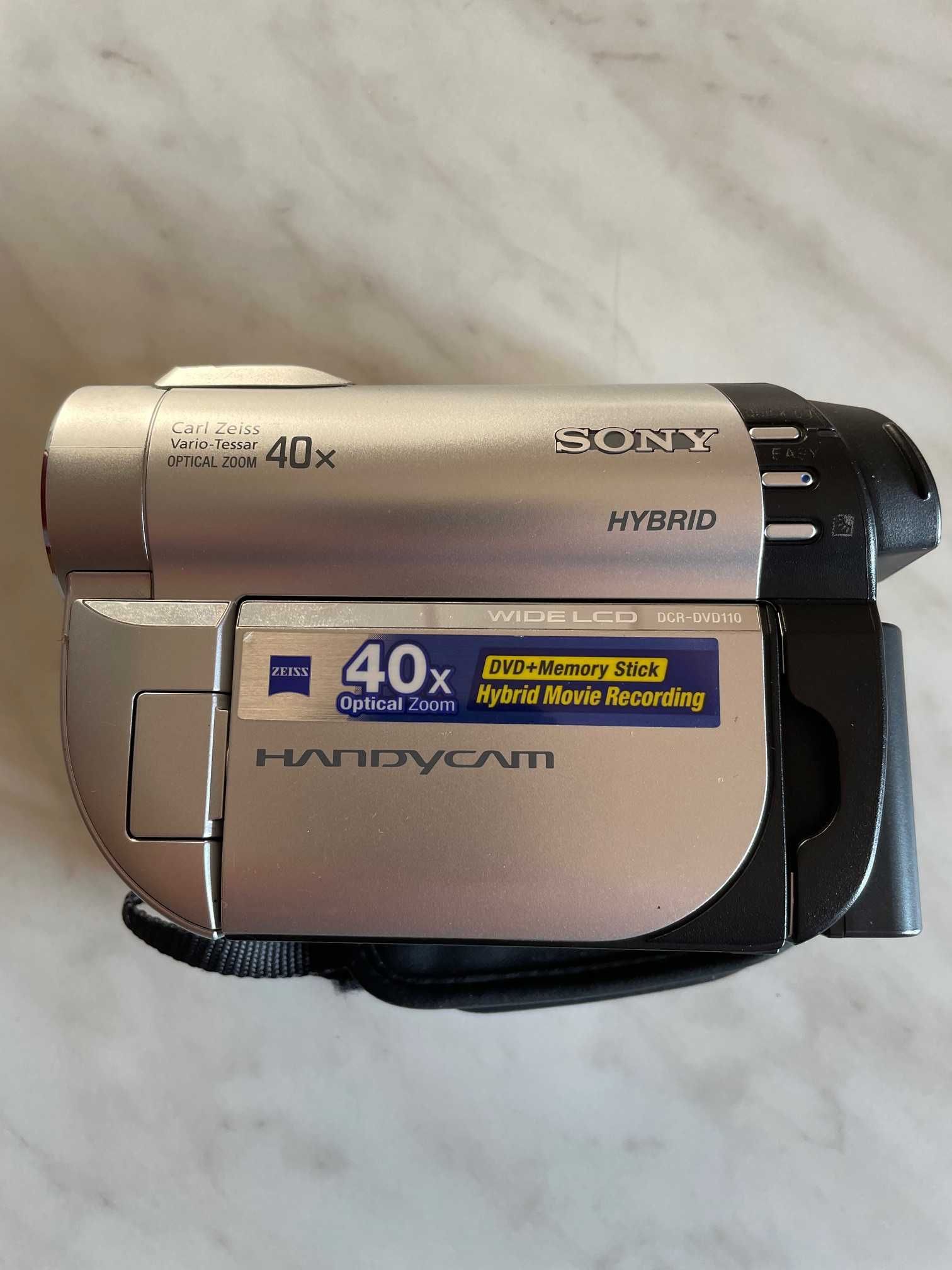 Sony Handycam DCR-DVD 110 40X Movie hybrid recording wide LCD