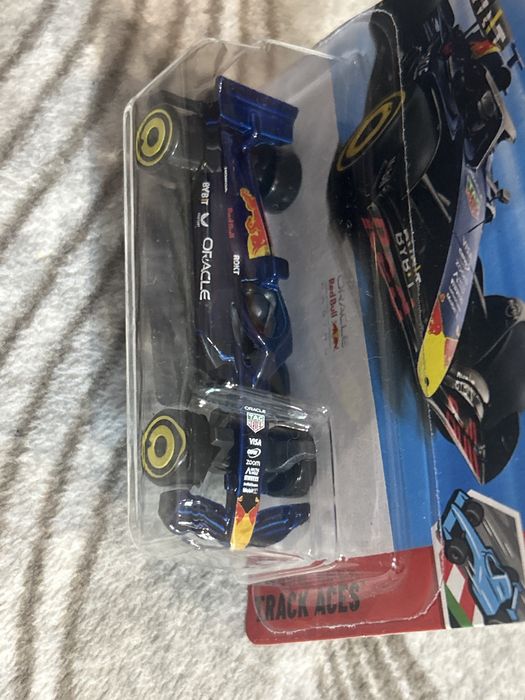 Hot wheels f1.  .