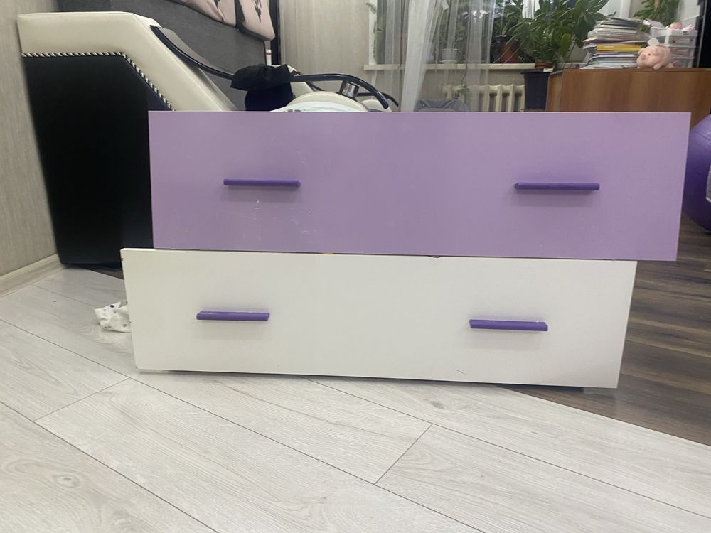 Продам 1,5 кровать вместе с матрасом