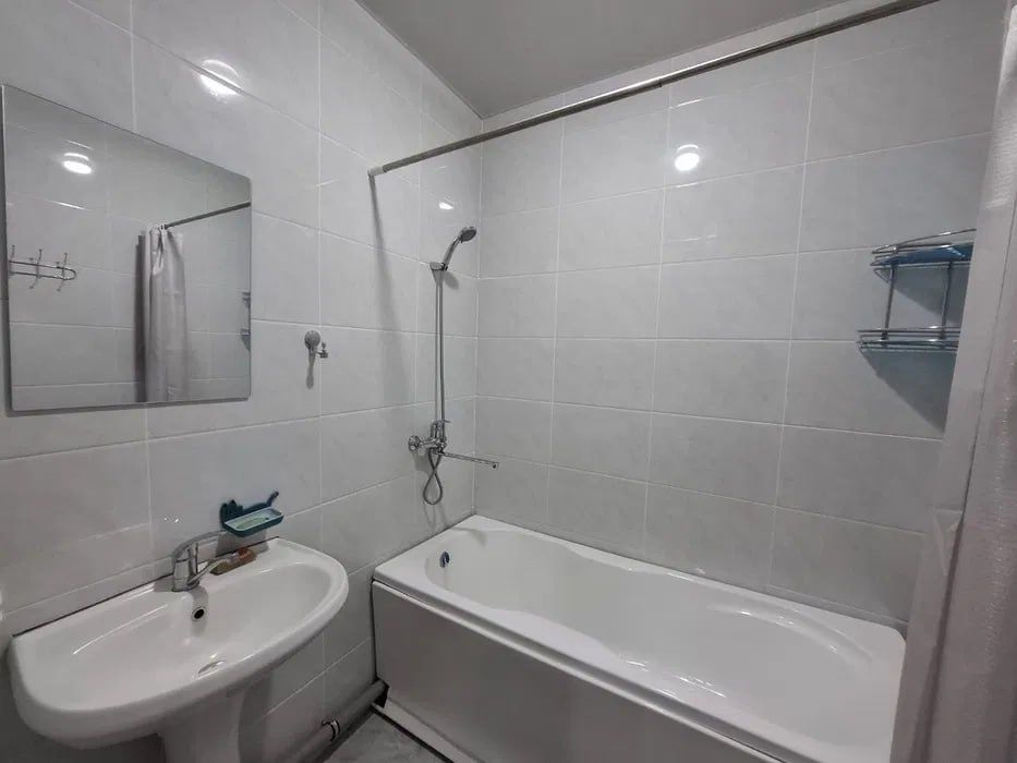 Продаю 2-х комнатную квартиру Сергели Спутник 16а