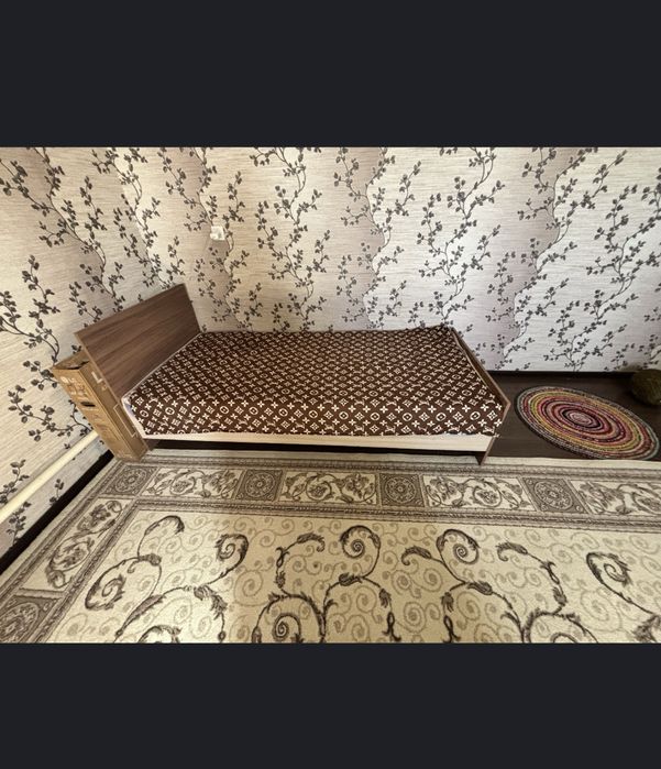 Диван 1адамдык сатылады