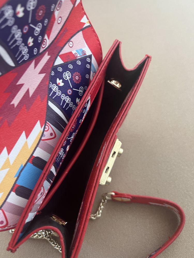 Дамска чанта furla