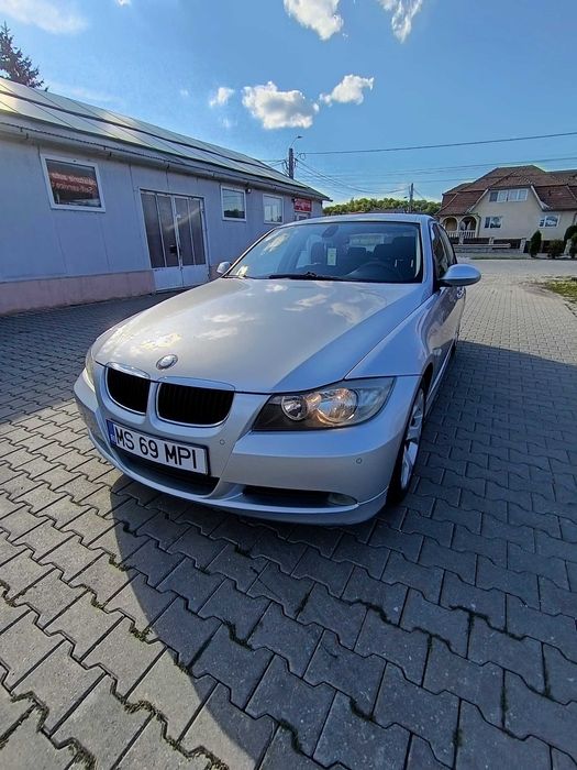 BMW 321i E90, an 2005