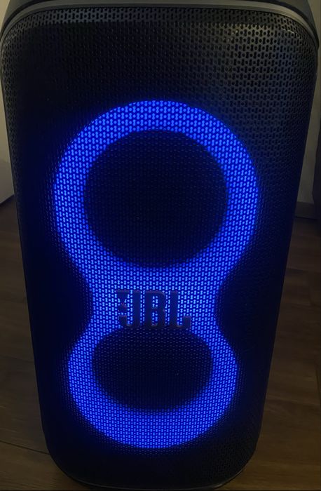 Аудио система  JBL PARTYBOX CLUB 120 с два микрофона