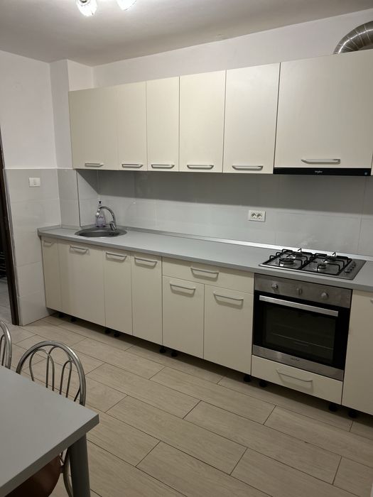 Apartament 2 camere de închiriat