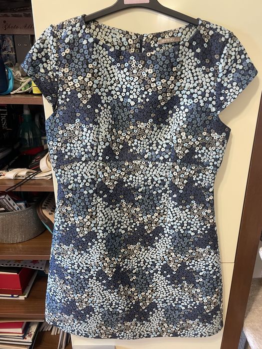 Rochie mini Orsay cu floricele albastre