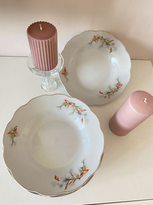 6 броя порцеланови чинии - дълбоки, нови