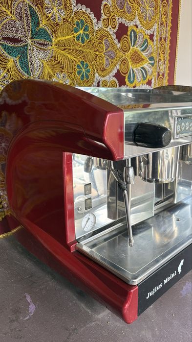 Кофемашина б/у forma