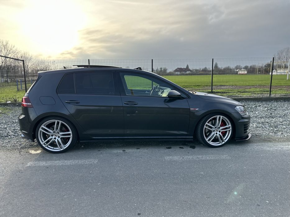 Volkswagen Golf 7 GTI Performance