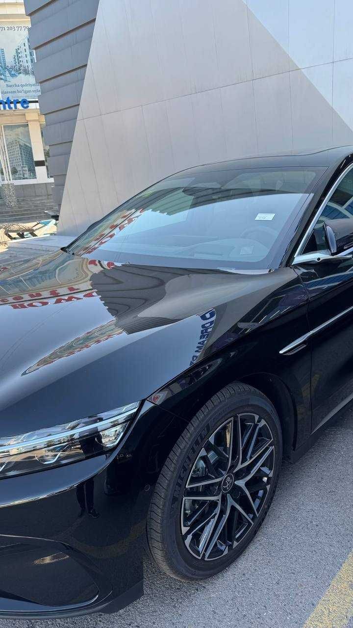 BYD han 701 i 605 km v nalichii qora smart hed up massaj bor