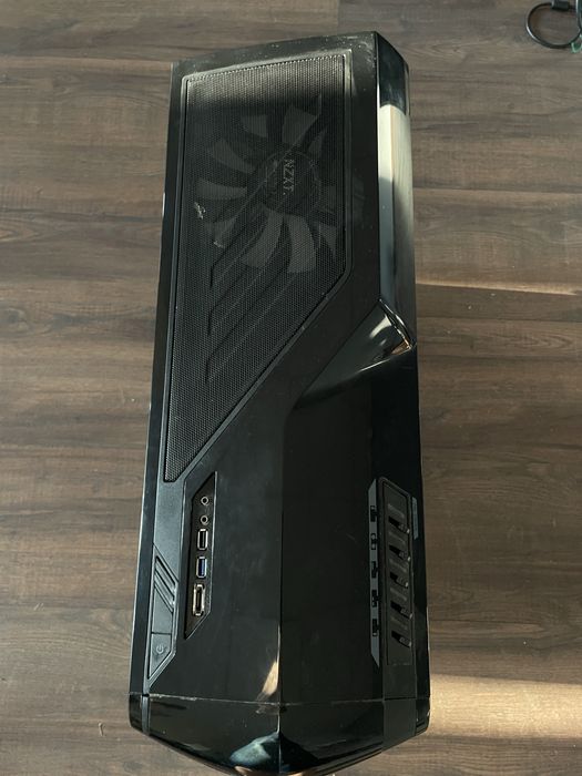 Calculator AMD Ryzen 7 cu Monitor Dell