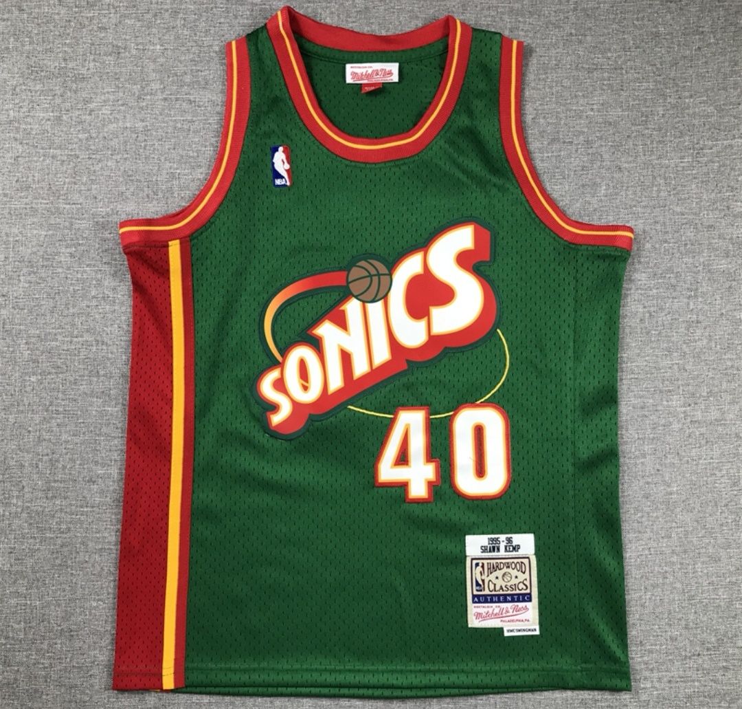 Modele diferite cu Shawn Kemp