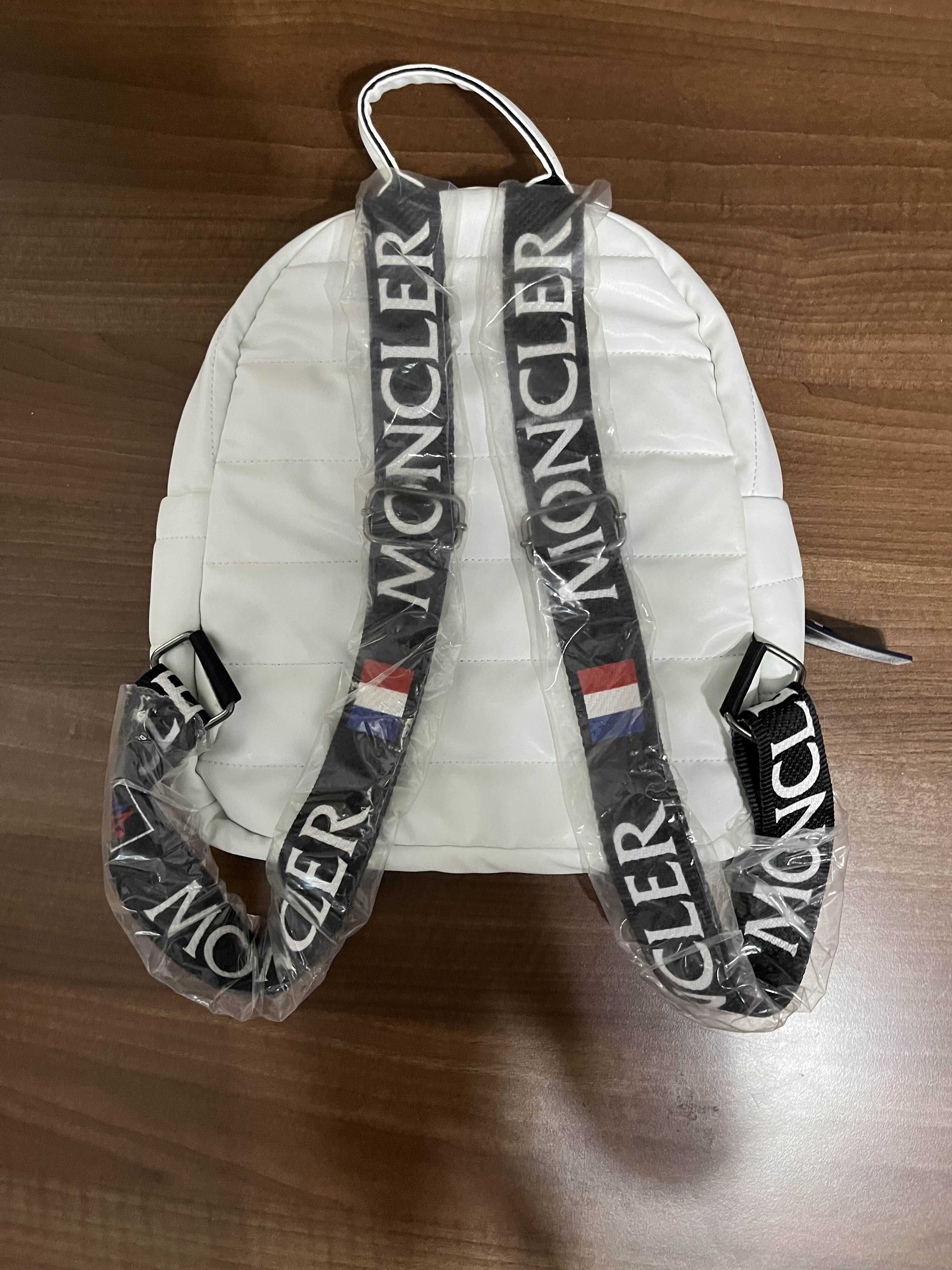 Ghiozdan Moncler Alb
