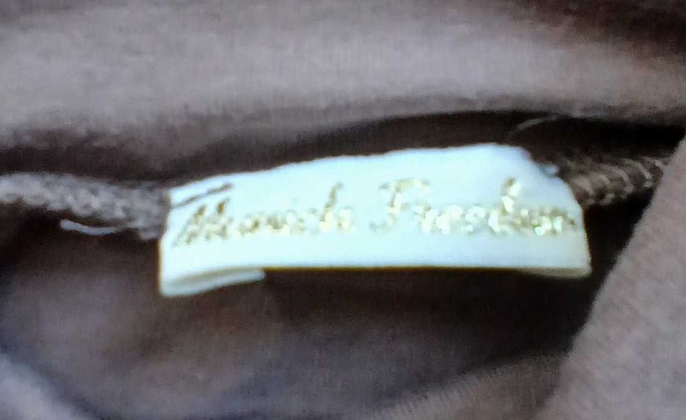 Rochie de vâscoză cu mânecă lungă