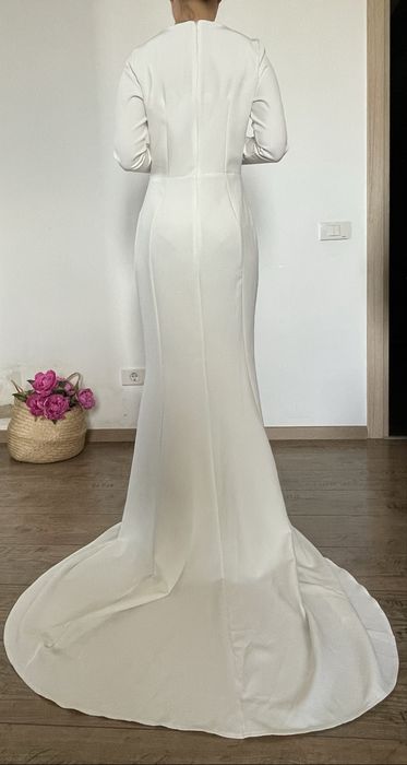 Rochie albă cu trenă, pentru cununie civila  sau nuntă