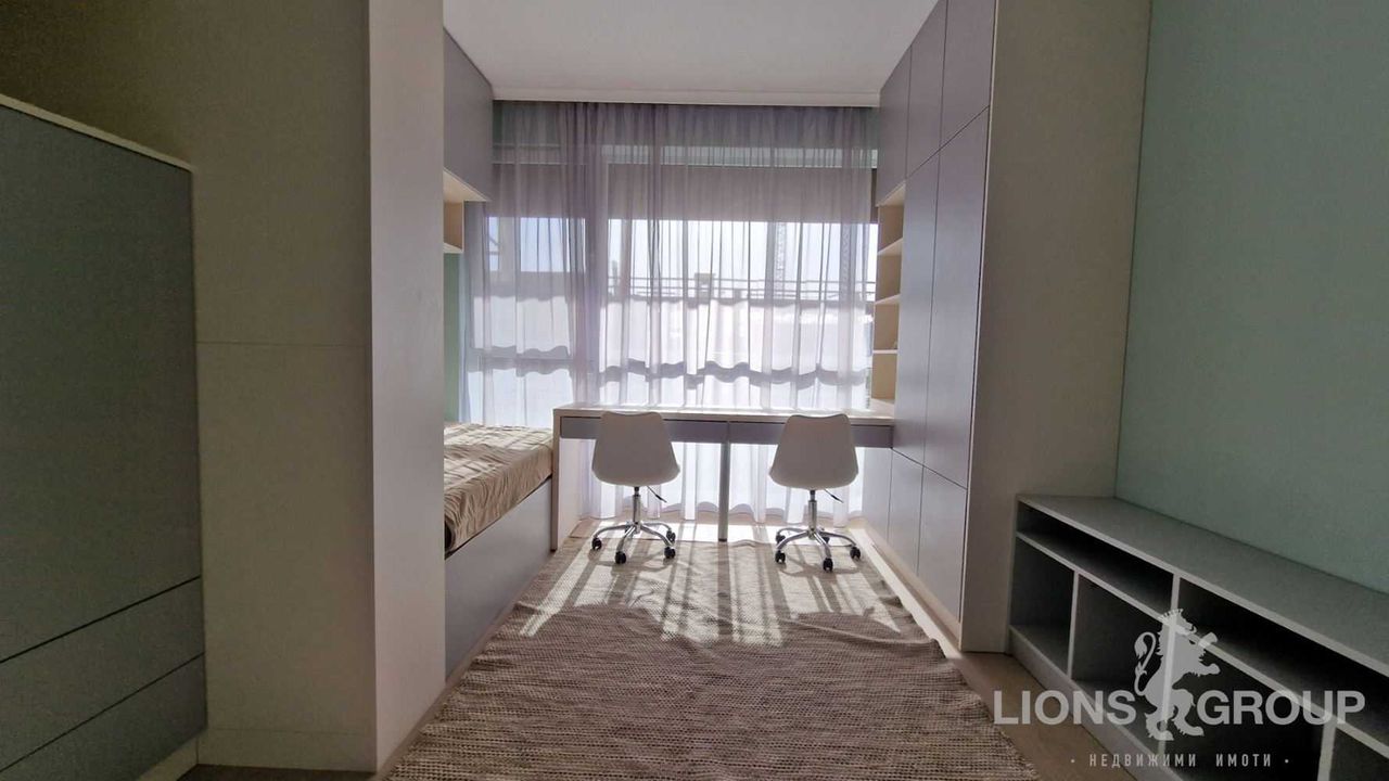 Дава се под наем Тристаен апартамент в Варна, Бриз - 100 кв.м за 1100 € - Снимка #5