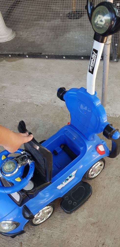 Детска кола NOVOKIDS, интерактивна, за вътрешна и външна употреба,