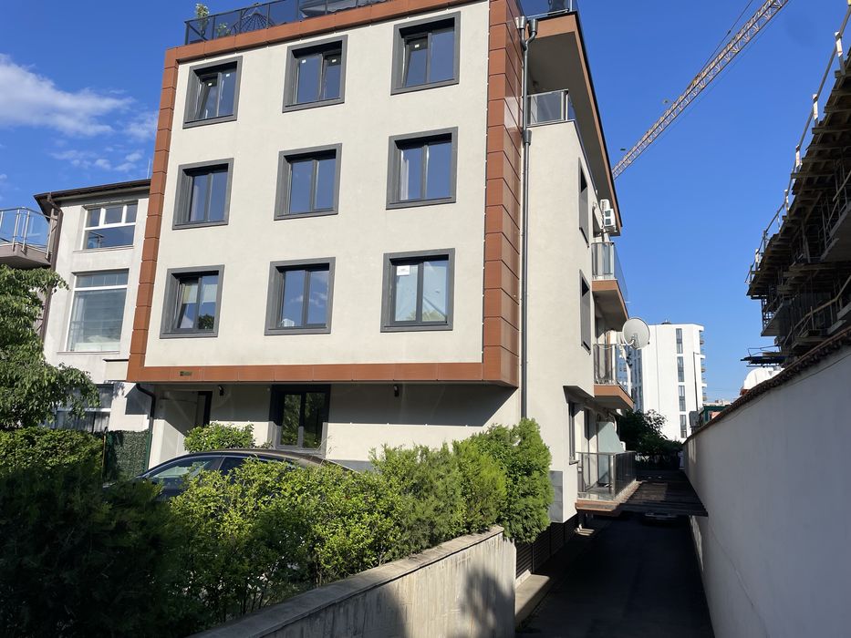 Дава се под наем Четиристаен апартамент в София, Лозенец - 130 кв.м за 759.9 € - Снимка #6