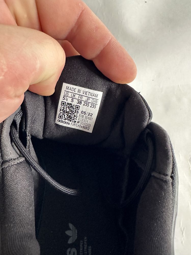 Adidas Ozrah marimea 38 noi,originali