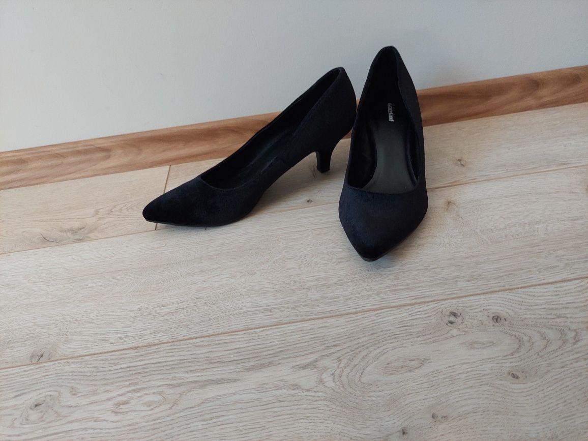 Дамски обувки с ток Graceland