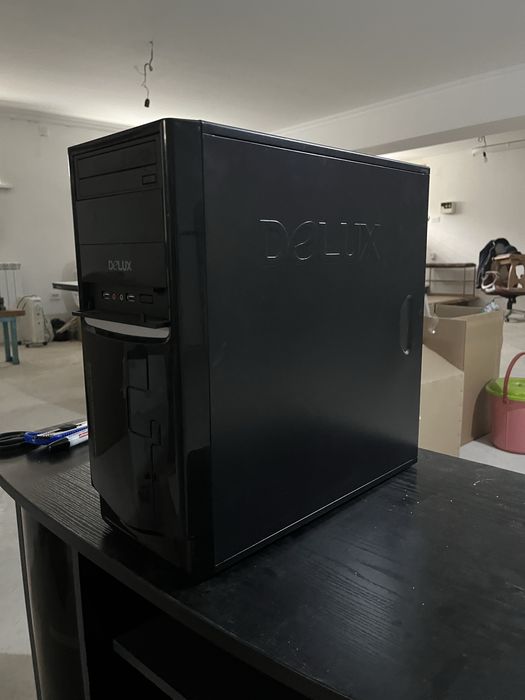 Компьютер Delux с монитором, клавиатурой и мышкой+1 монитор в подарок!