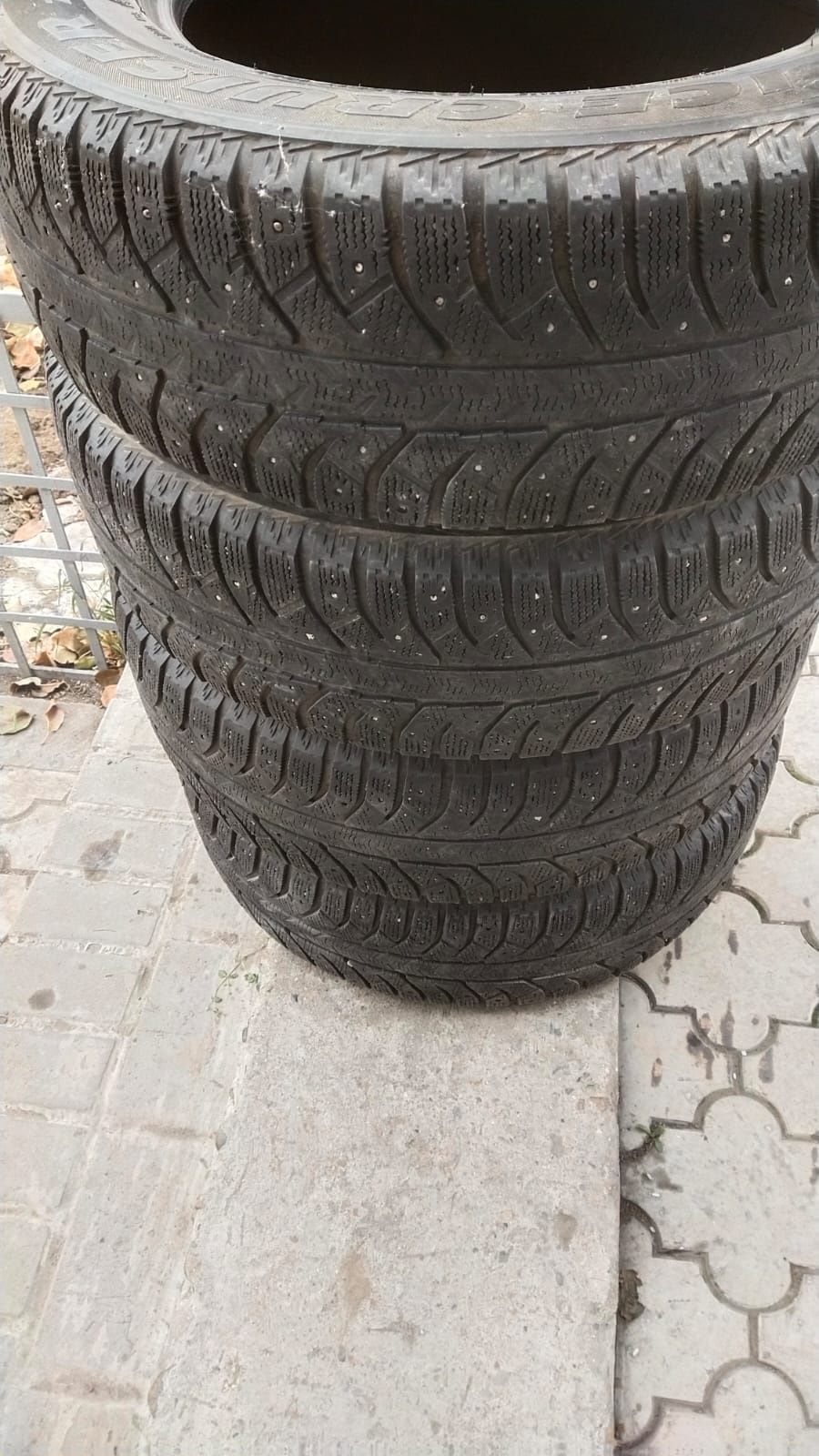 Зимние  шины б/у