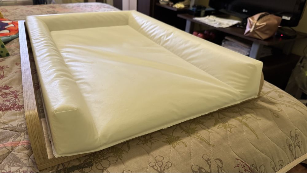 Повивалник за скрин KikkaBoo - Standard, дърво