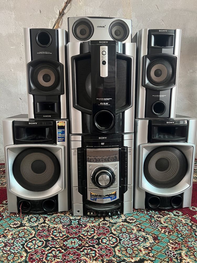 Muzik centr sony sroxhni sotiladi