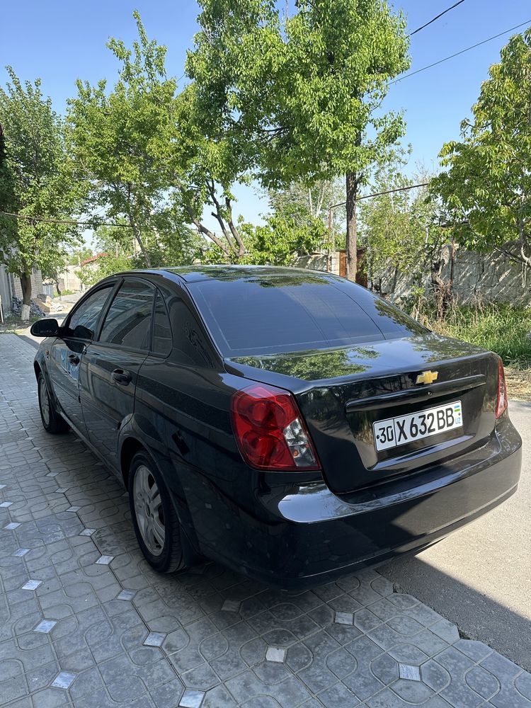 lacetti 1.8 mexanika xolati zur metani bor balonlari yangi