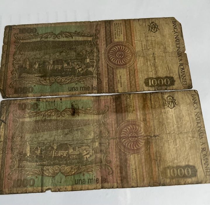 Vând bancnote vechi