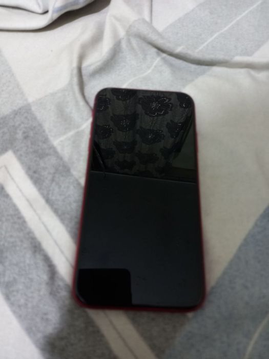iPhone 11 с гарантией
