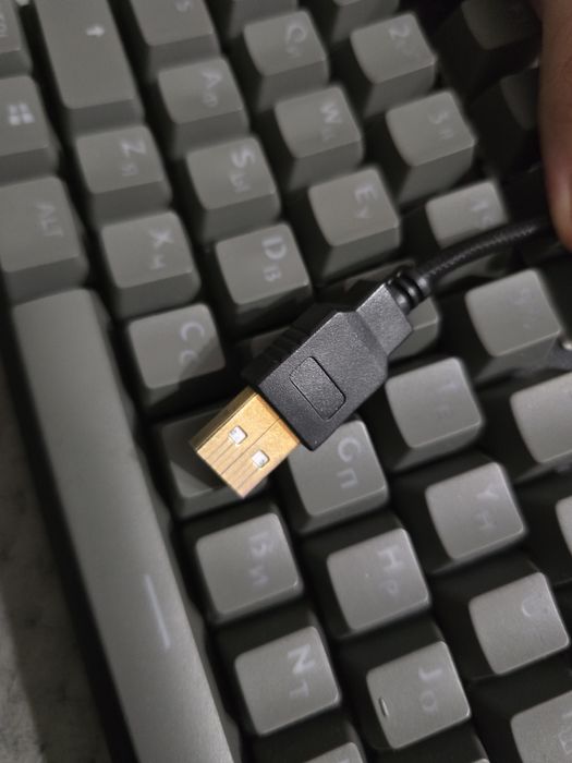 Продам клавиатуру Red Square keyrox tkl