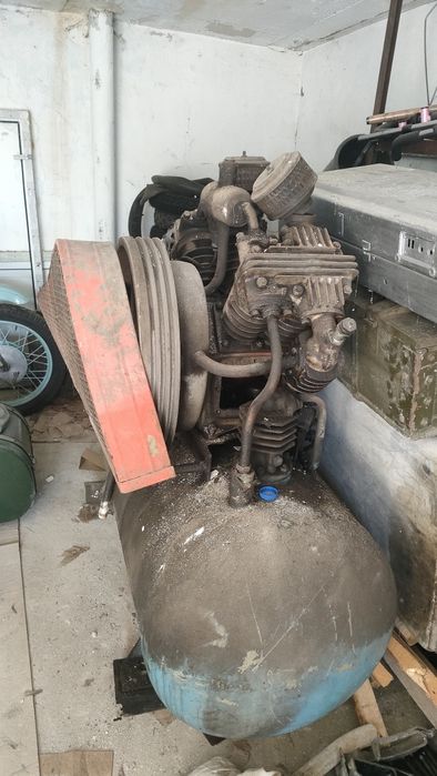 Компрессор 500 литров 1984 года