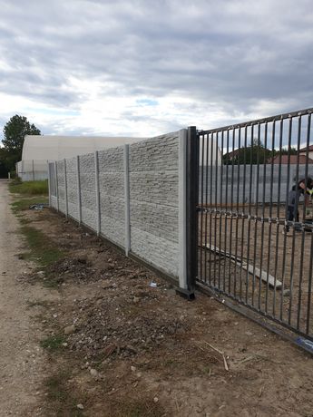 Gard din beton armat aditivat