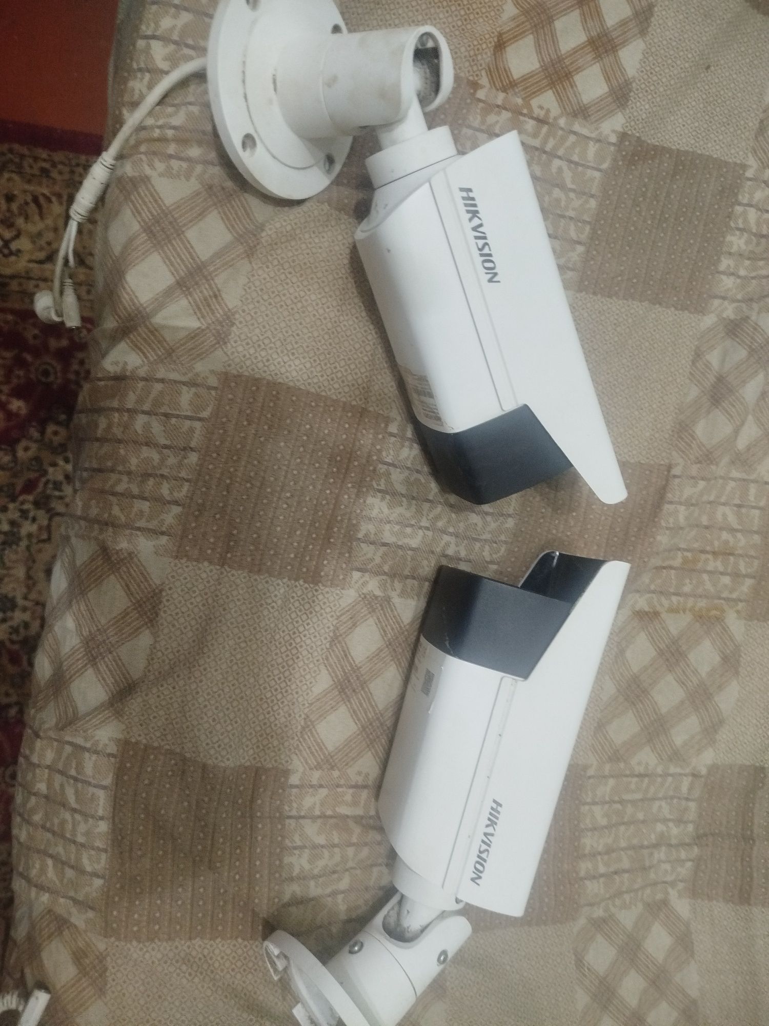 HIKVISION камера для видиё наблюдения