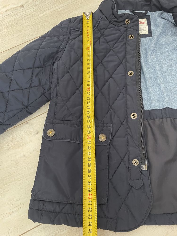 Детско яке Levis размер 5-6г