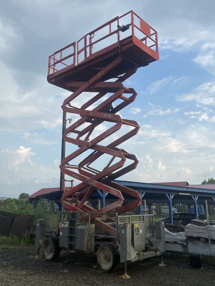 Nacela foarfeca Genie GS5390 18 metri 4x4