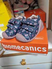 Обувки за прохождане Biomecanics размер 19