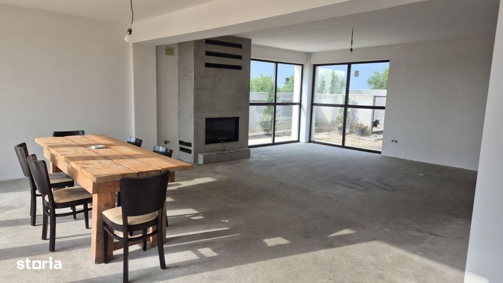 Casa de vanzare Comuna 1 Decembrie