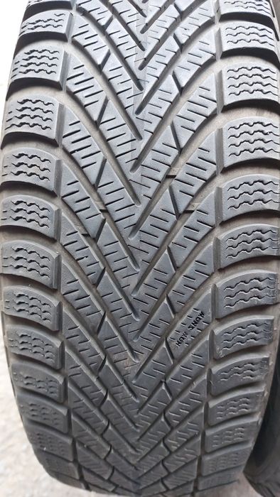 Зимни гуми 195/60/15 Pirelli Winter Cinturato 2 броя