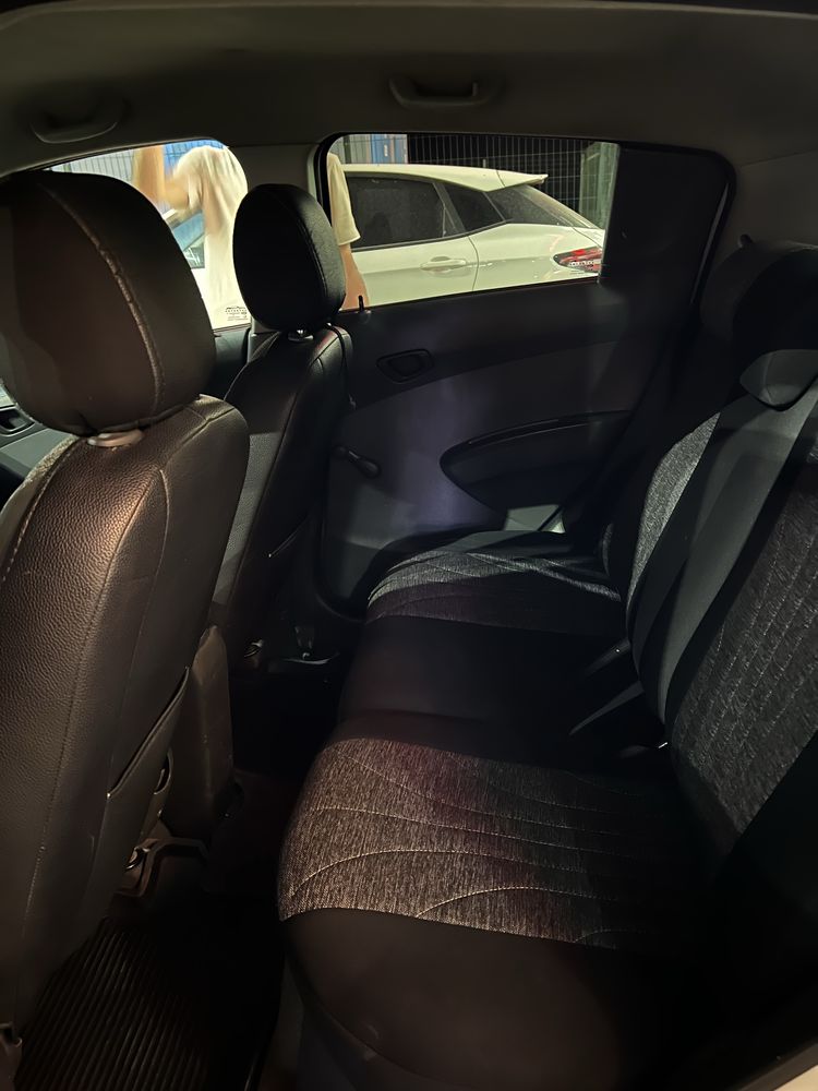 Chevrolet Spark 2015 год
