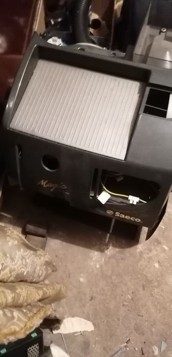 Saeco Medjick de luh na части