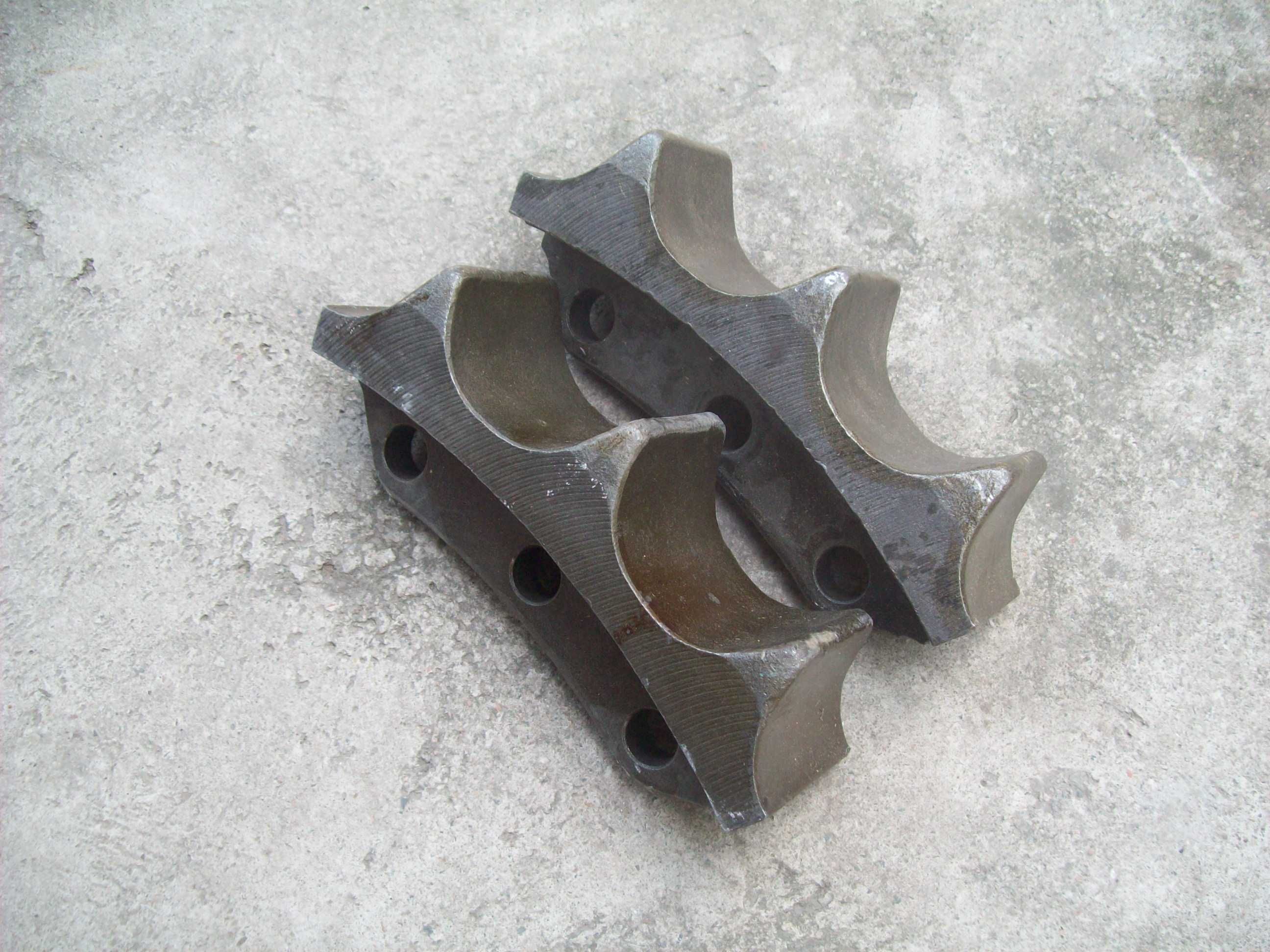 Трак (башмак), натяжное колесо гусеницы, ступица SD22, SD23, SD32