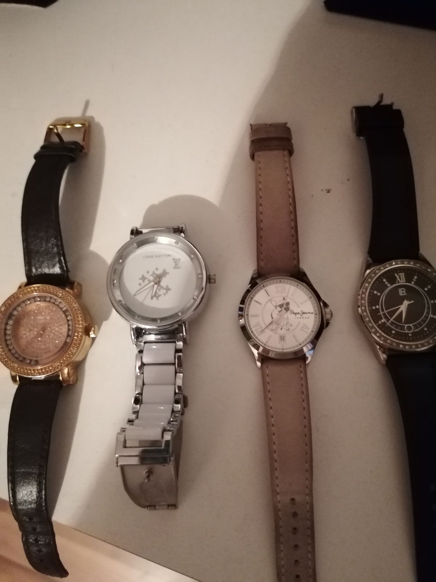 Оригинални дамски часовници