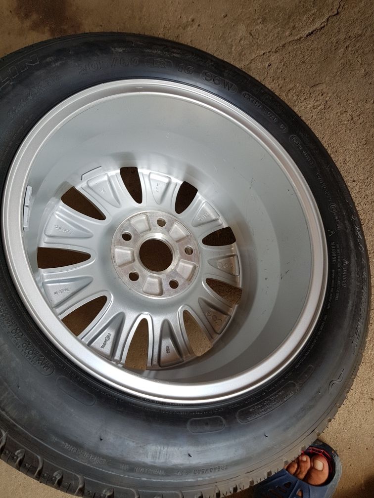 Jantă R16 Audi cu anvelopă Michelin 205/60