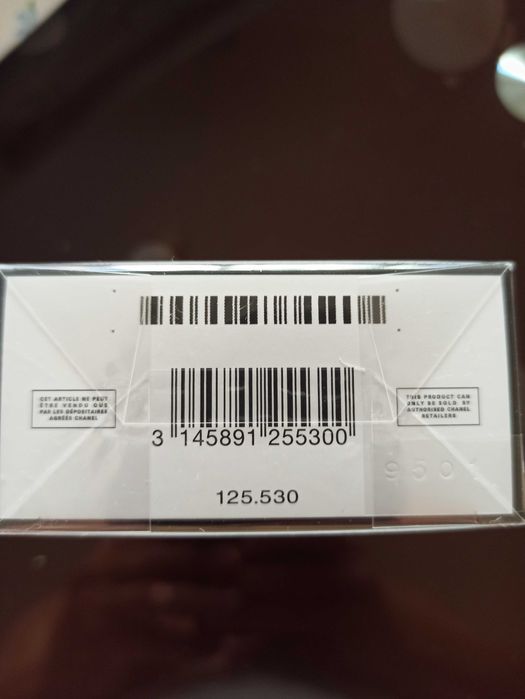 Продавам парфюм CHANEL 5 .Оригинален.